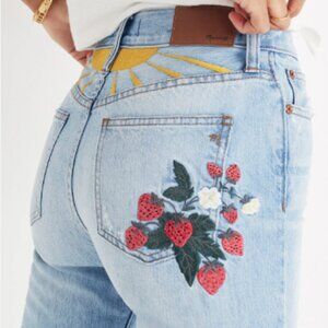 Madewell The Perfect Summer Jean: Strawberry Embroidered Edition (Size 25)